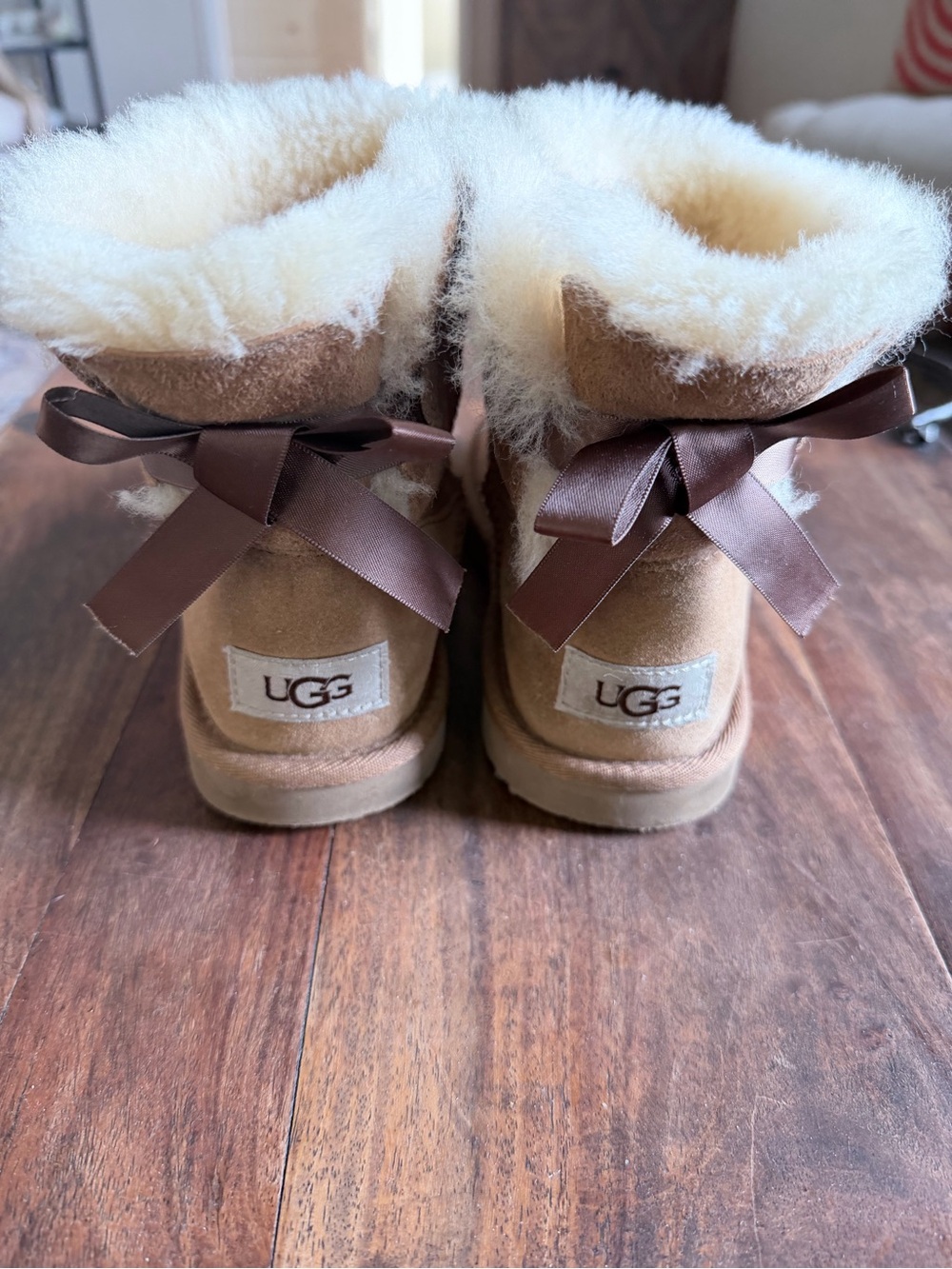 UGG Kids Chestnut Suede Shearling Bow Lined Short Boots
